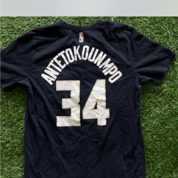 Nike Black Dri-FIT NBA Tee - Picture 3 of 3